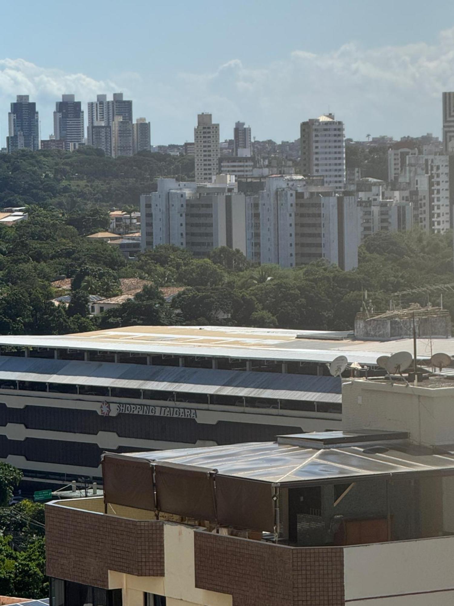 Apartamento Cantinho Da Carol - Pituba - Localizacao Perfeita! *